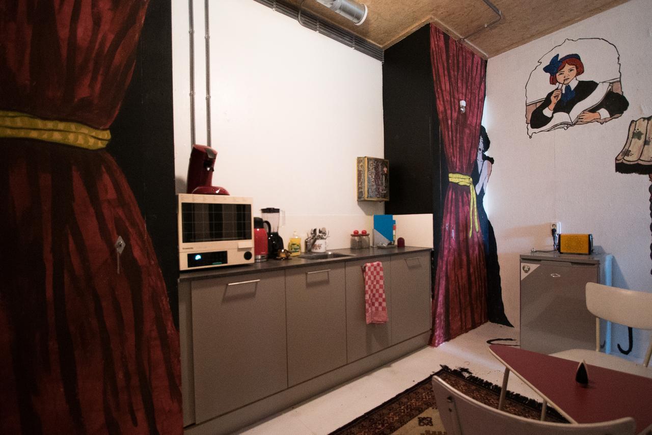 At Yetty'S Place Vintage Apartment Hotel アイントホーフェン エクステリア 写真